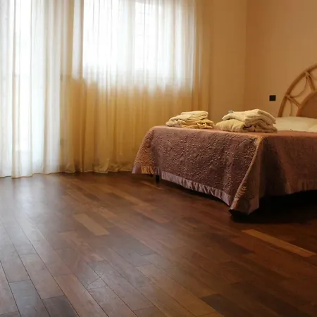 Il Giardino Del Melograno Гостевой дом Мартина-Франка